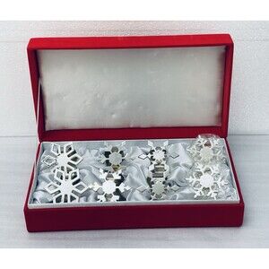 Set of 8 Vintage Silver Tone Snowflake Napkin Rings or Place Card Holders Boxed